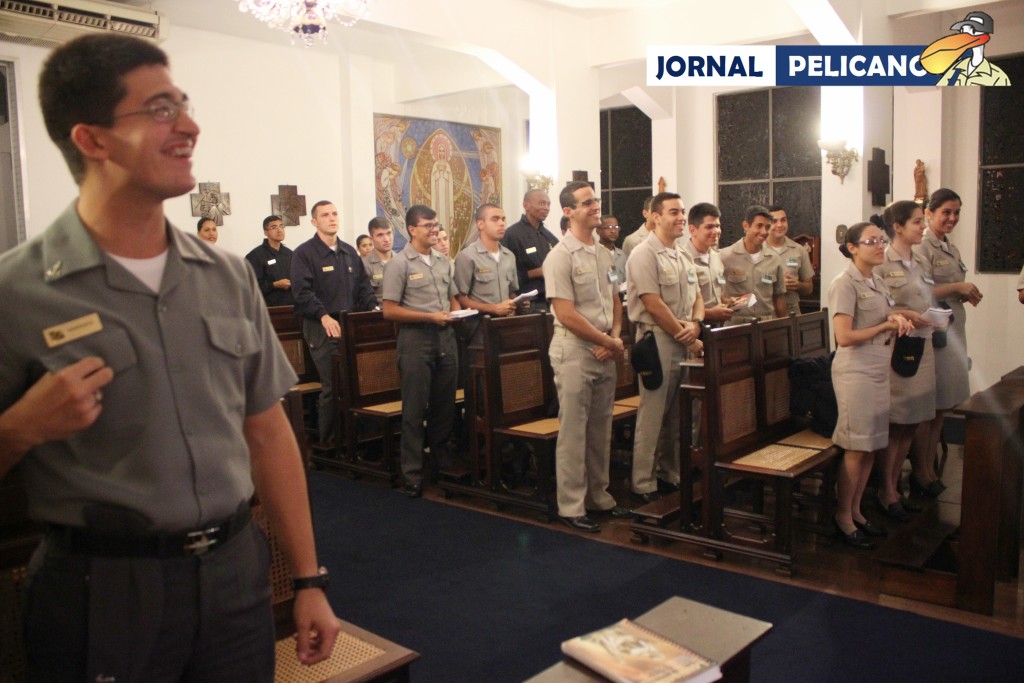 Agremiações Católicas da EFOMM e da Escola Naval realizam culto em conjunto. (Foto: Al. Bárbara Castro / Jornal Pelicano)