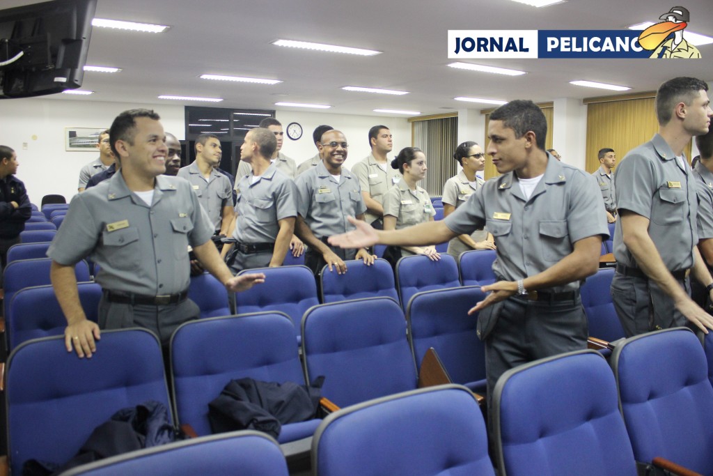 Agremiações Evangélicas da Escola Naval e EFOMM confraternizam. (Foto: AL. Bárbara Castro / Jornal Pelicano)