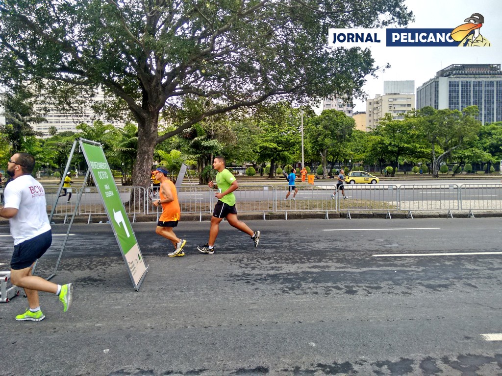 Aluno Souza iniciando a última volta. (Foto: Al. Márcio / Jornal Pelicano)