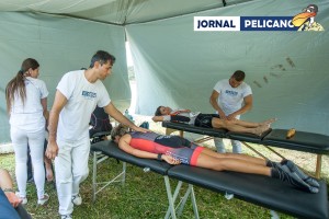 Massagem pós-competição. (Foto: Al. Ramires/ Jornal Pelicano)