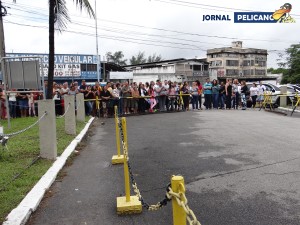 Familiares aguaram a licença dos candidatos (Foto: Al. Isabella Moura / Jornal Pelicano)